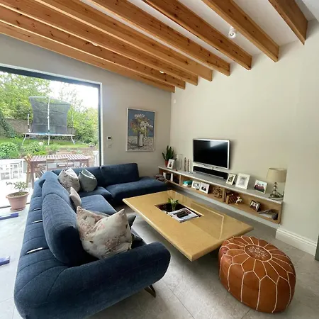 Luxury Family Near Ucd &city Centre Villa Dublin